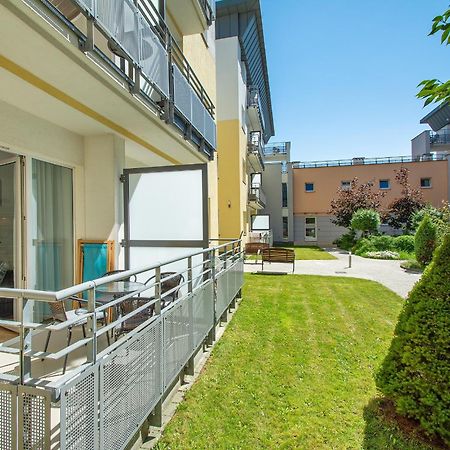 Atrium Sarbinowo Na Fali Extérieur photo